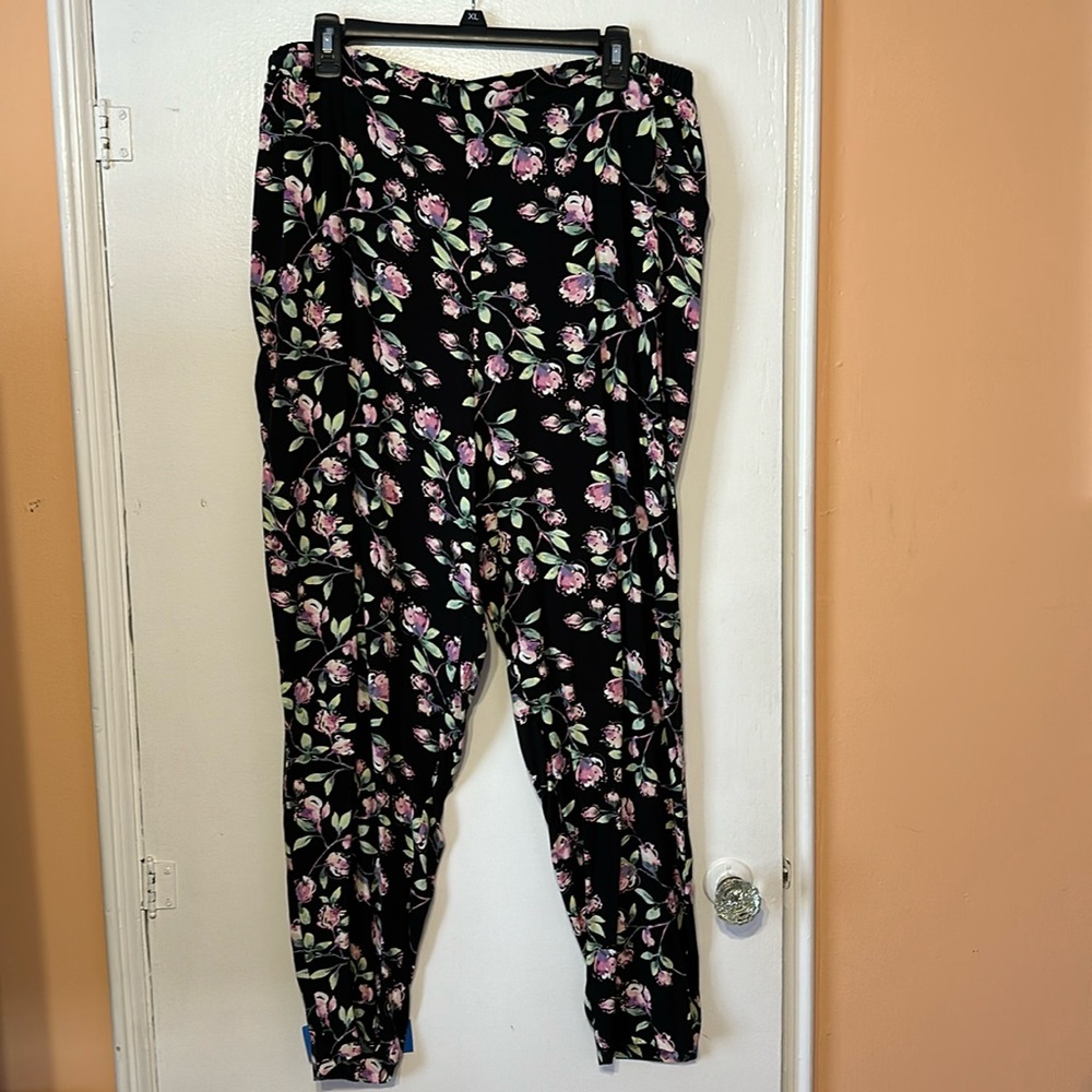 XL Lauren Conrad Pants